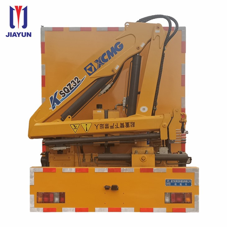 Isuzu Double-Row Rescue Vehicle With Crane best